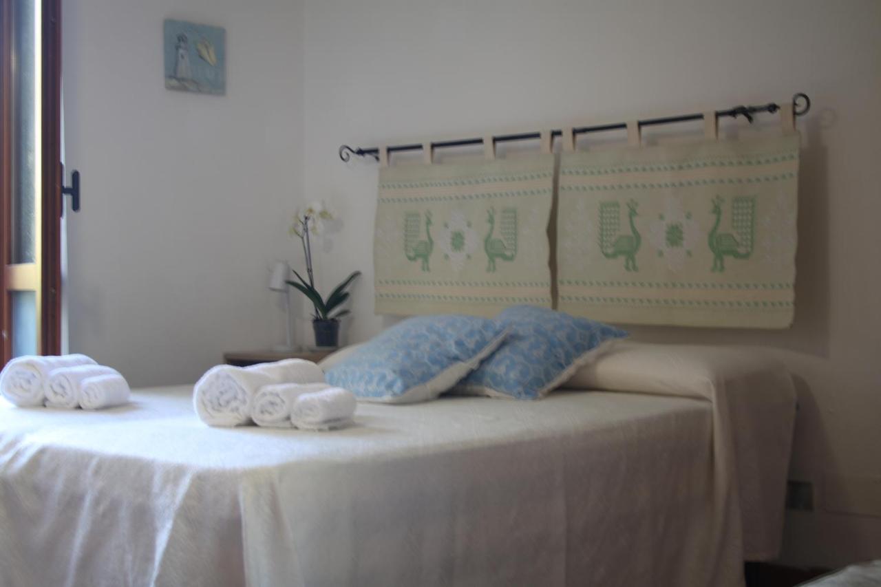 B&B Sa Serra สตินติโน ภายนอก รูปภาพ